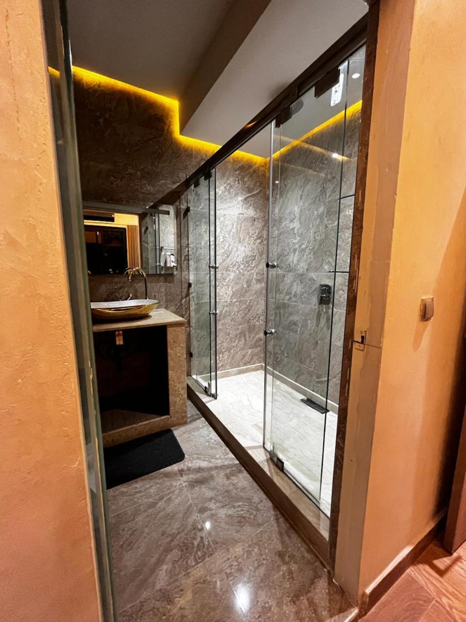 Villa Al Nour Avec Piscine มาร์ราเกช ภายนอก รูปภาพ